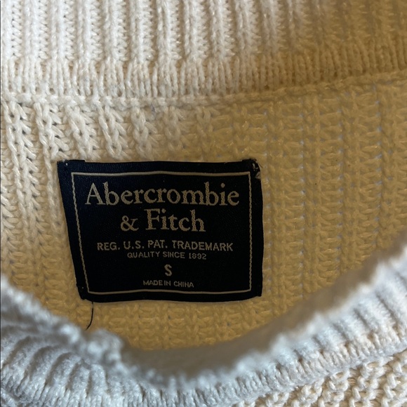 Abercrombie & Fitch Cream Scoop Neck Sweater - Picture 2 of 4